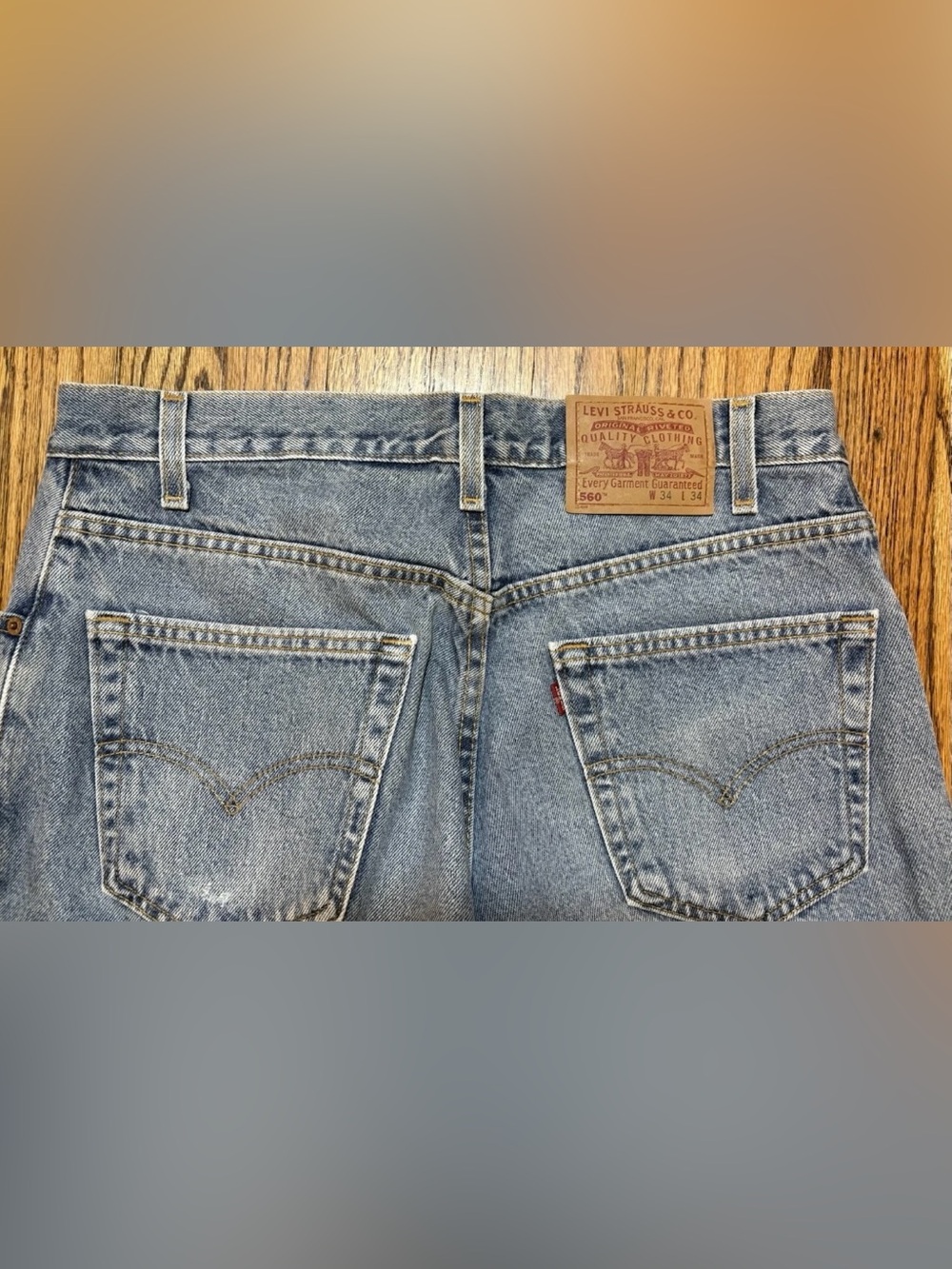 Vintage 2001 Levi's Men's Faded Light Blue 560 Relaxed Jeans